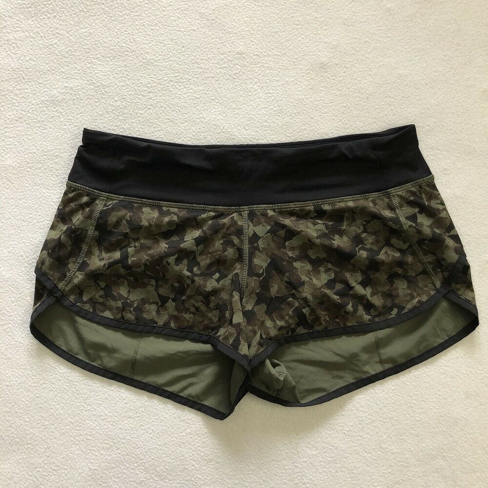 Lululemon Mystic Jungle Fatigue Green Black Camo Print 2.5" Run Speed Shorts 6